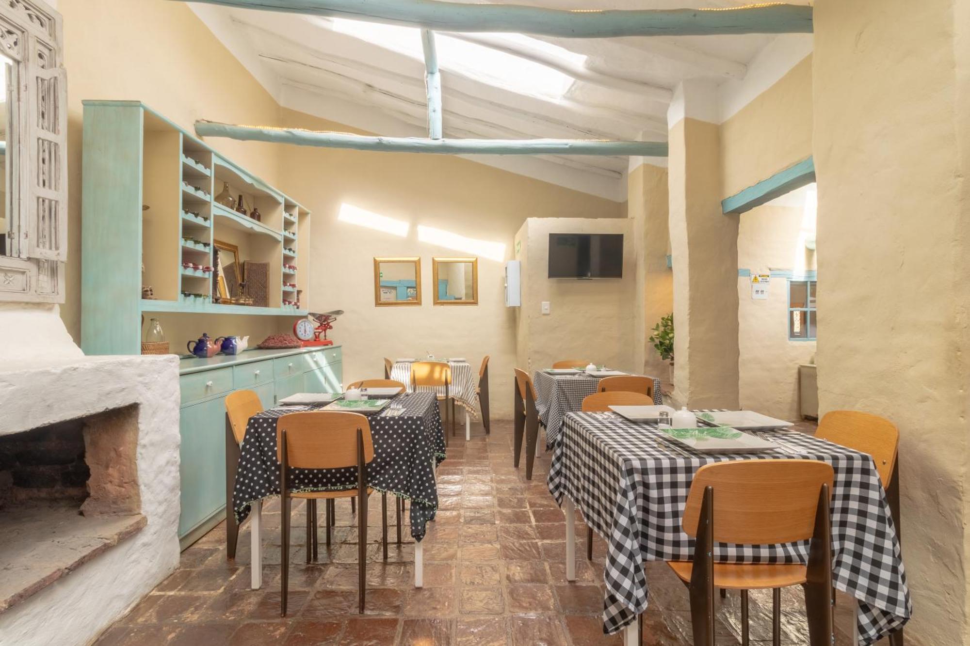 Casa Provenzal Hotel บียาเดเลย์บา ภายนอก รูปภาพ