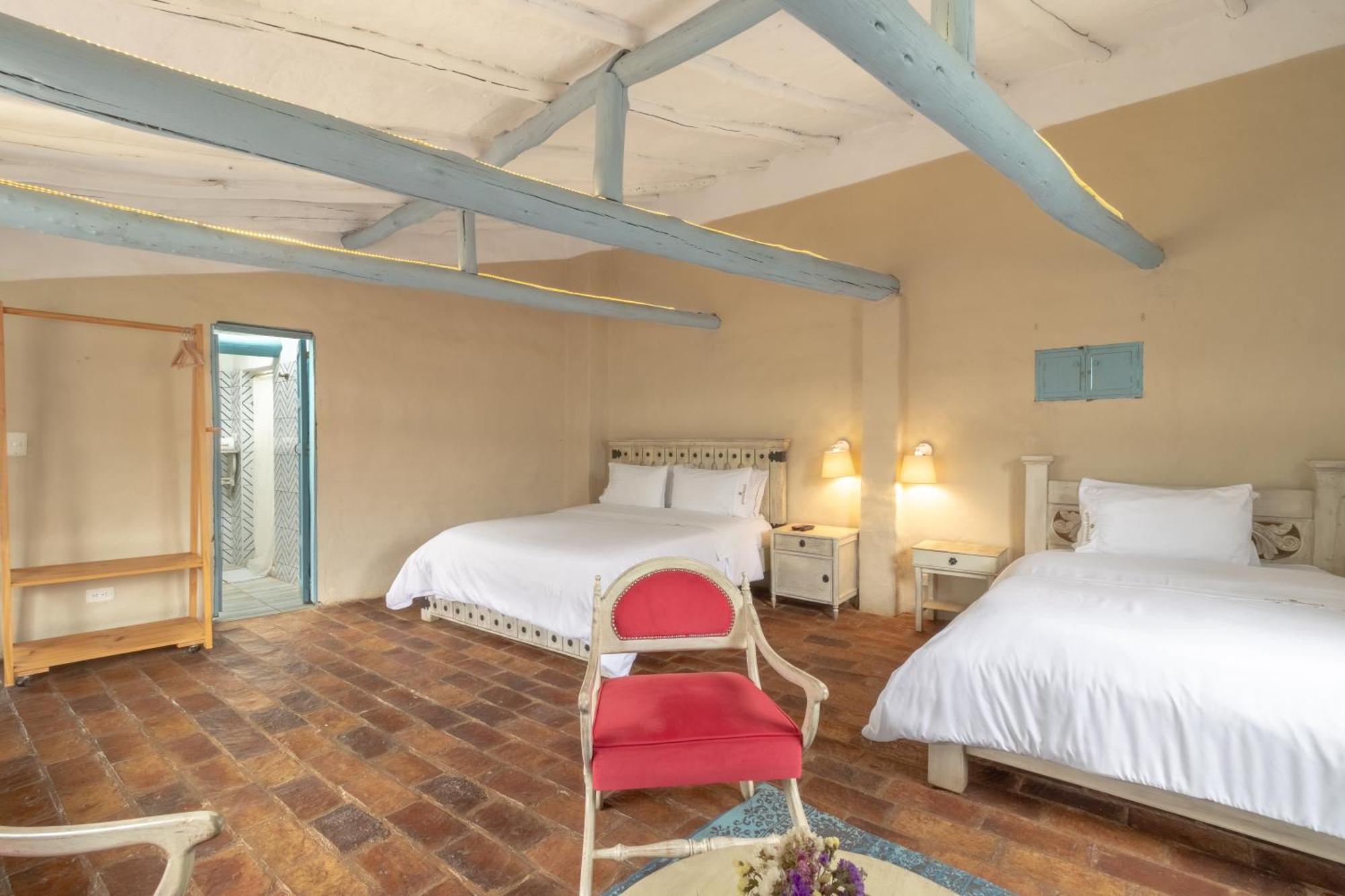 Casa Provenzal Hotel บียาเดเลย์บา ภายนอก รูปภาพ