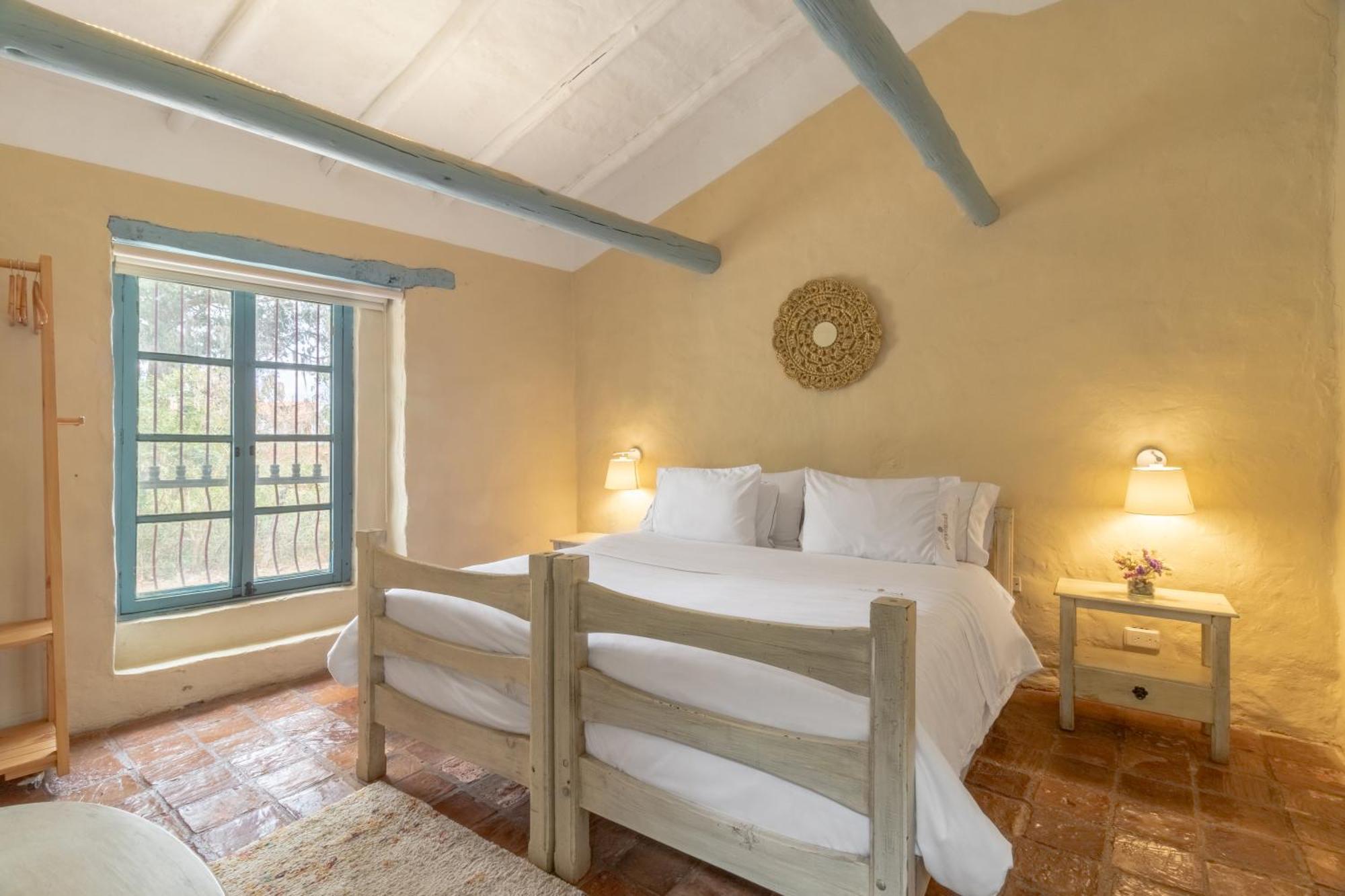 Casa Provenzal Hotel บียาเดเลย์บา ภายนอก รูปภาพ