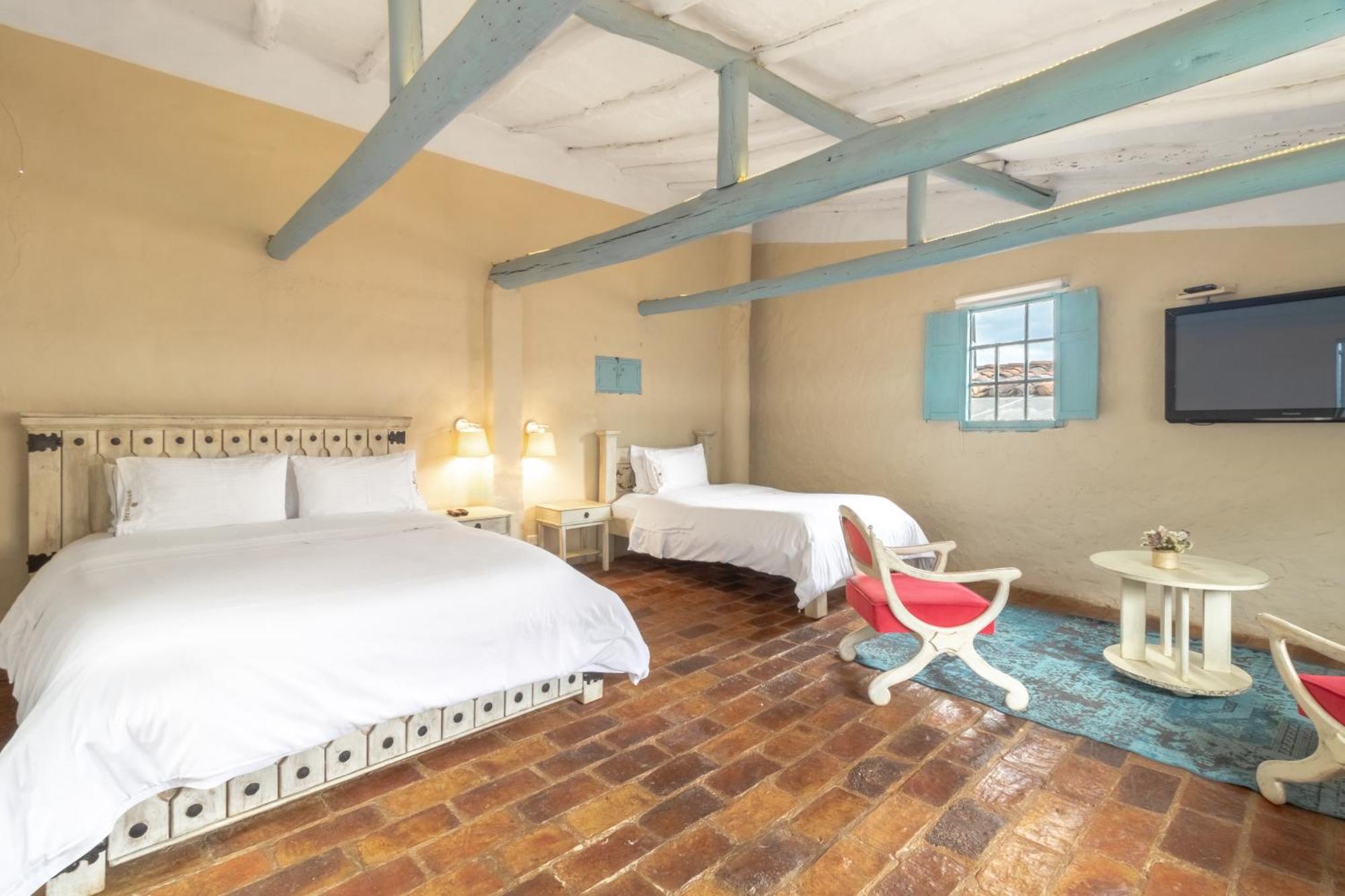 Casa Provenzal Hotel บียาเดเลย์บา ภายนอก รูปภาพ