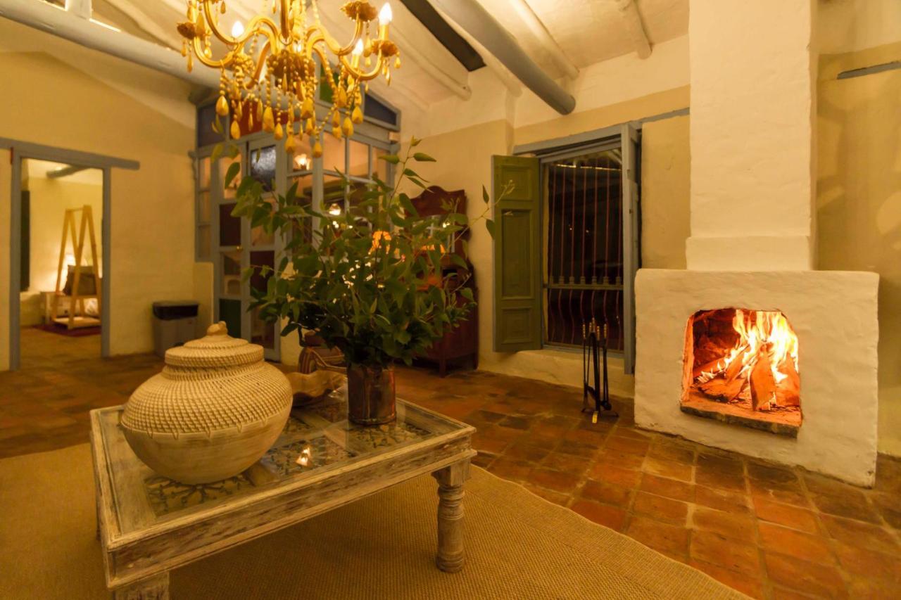 Casa Provenzal Hotel บียาเดเลย์บา ภายนอก รูปภาพ